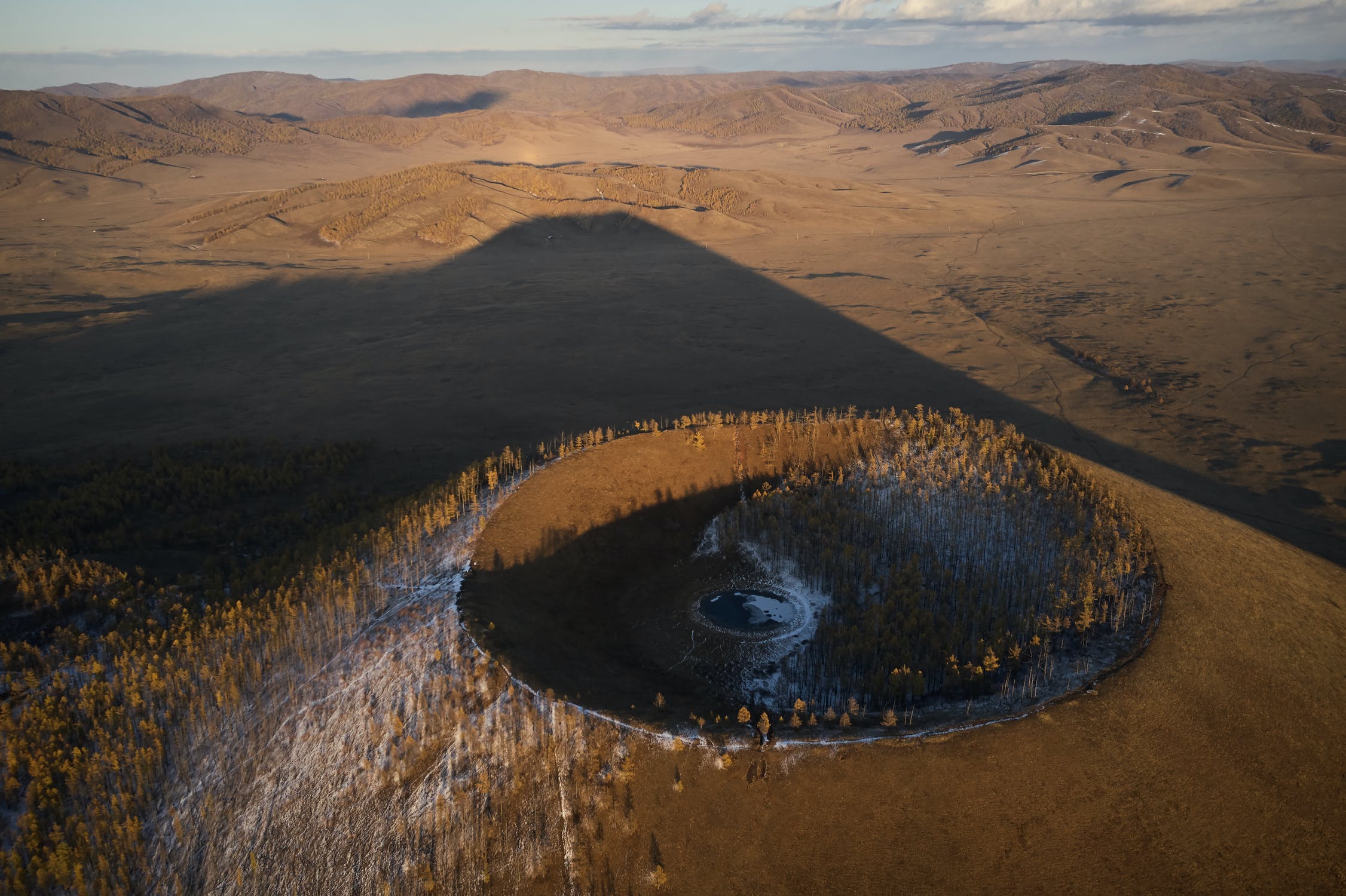 Tungussiy Meteorit Chernaya Dyra