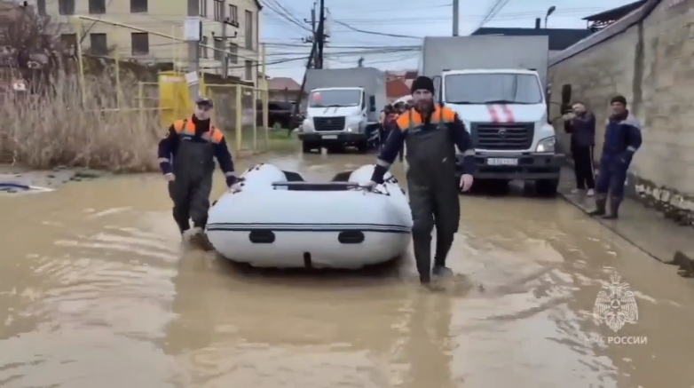 Причиной наводнения  в Дагестане стало расчищение облаков над Ираном