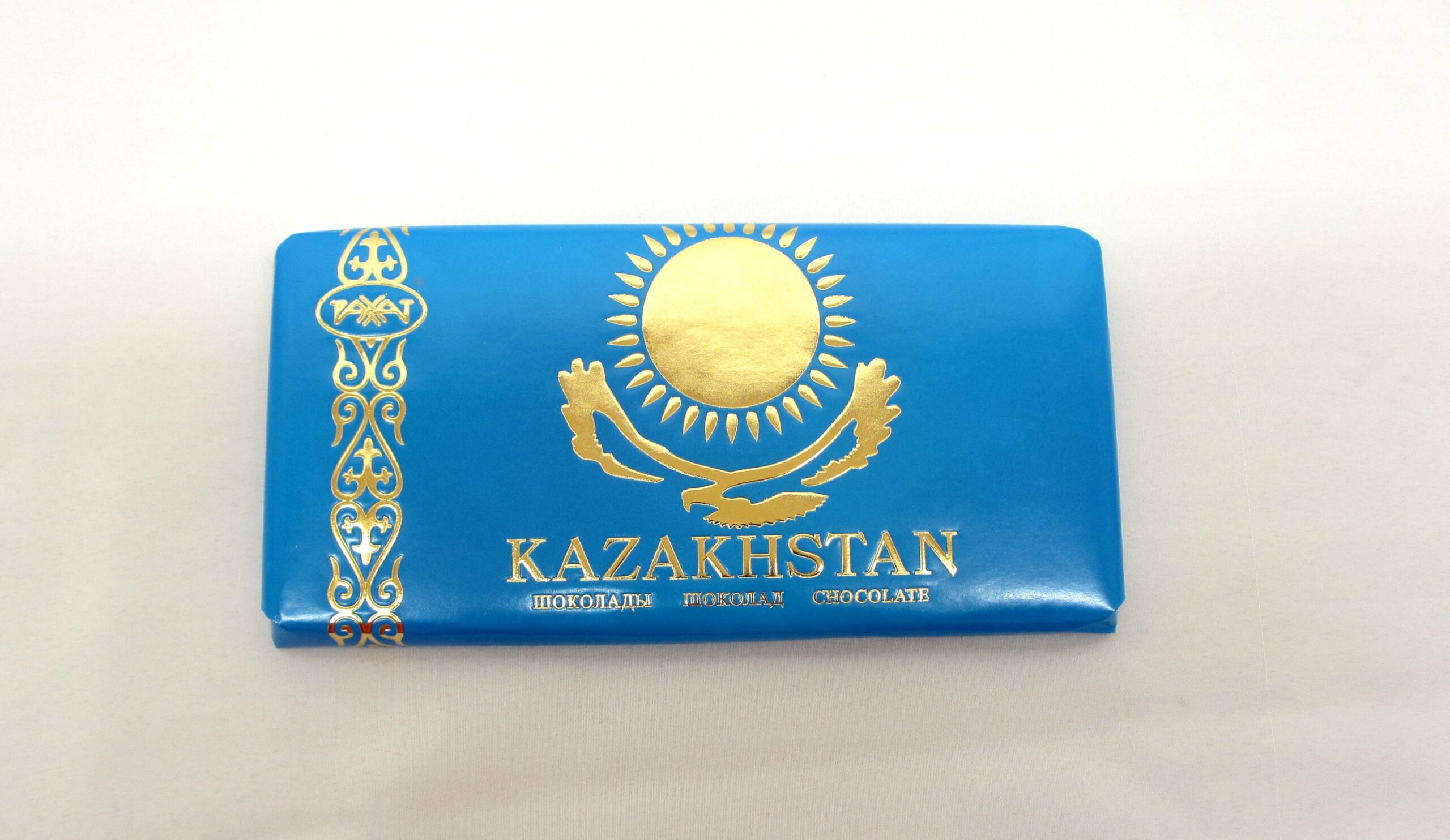 Производители шоколада “Казахстанский” сняли саркастическую рекламу о россиянах