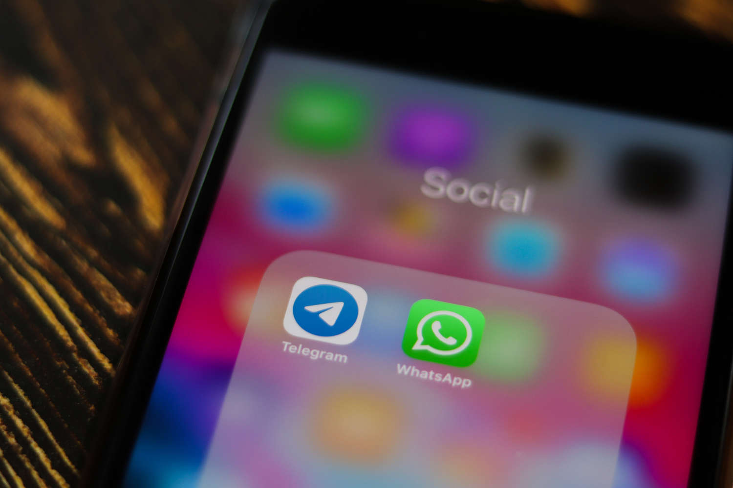 WhatsApp и Telegram вводят с 21 марта новые правила блокировки аккаунтов