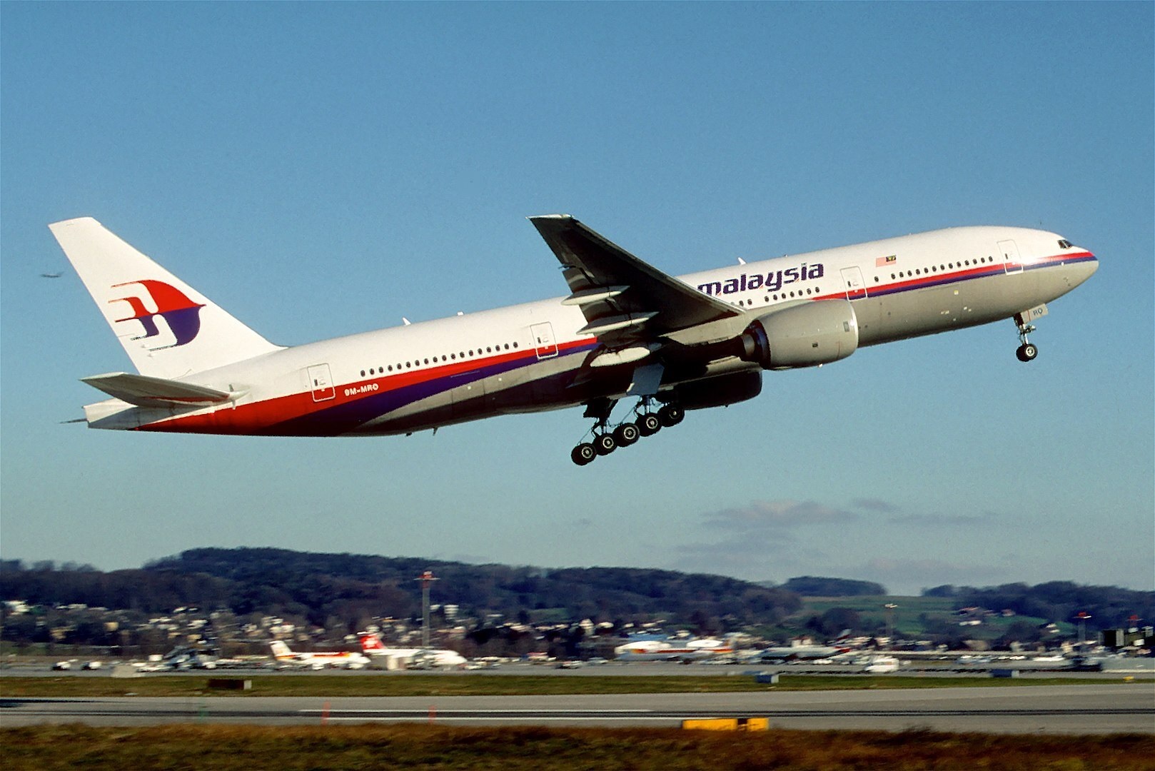 Самолет Malaysia Airlines упал над Таиландом из-за инопланетян