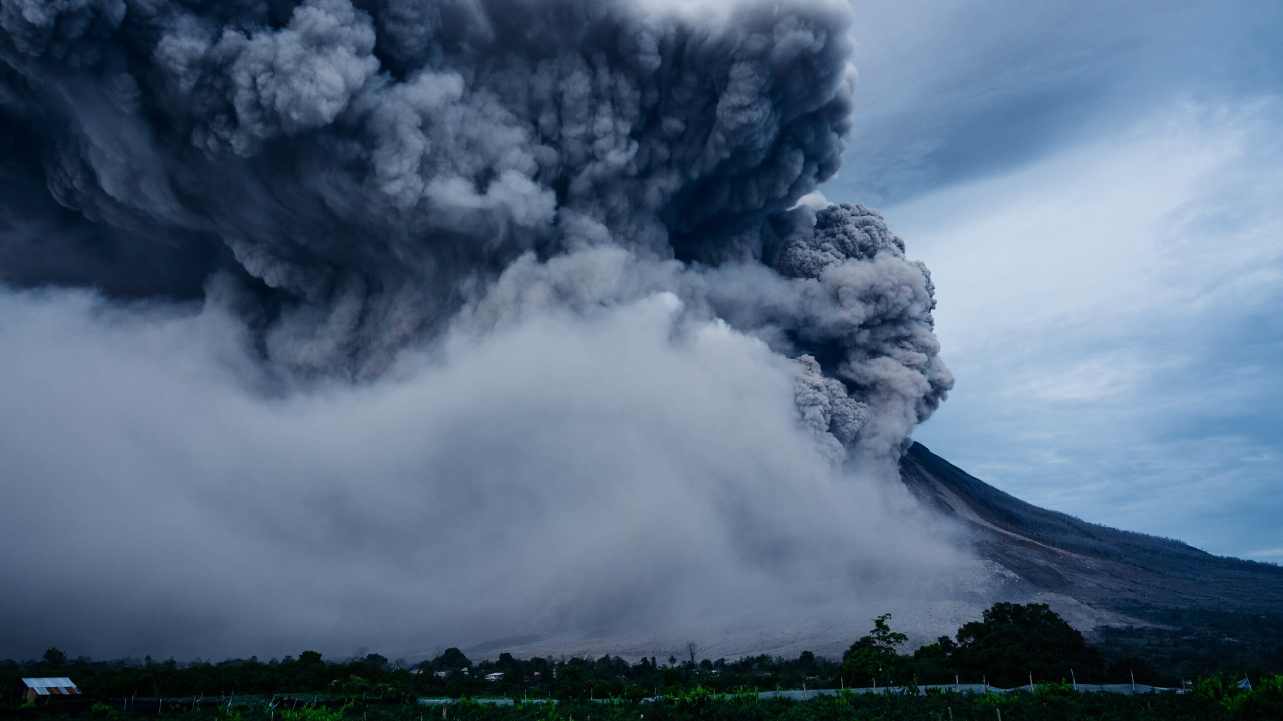 Wallpapersden.com Volcano Explosion Eruption 7680x4320 Scaled