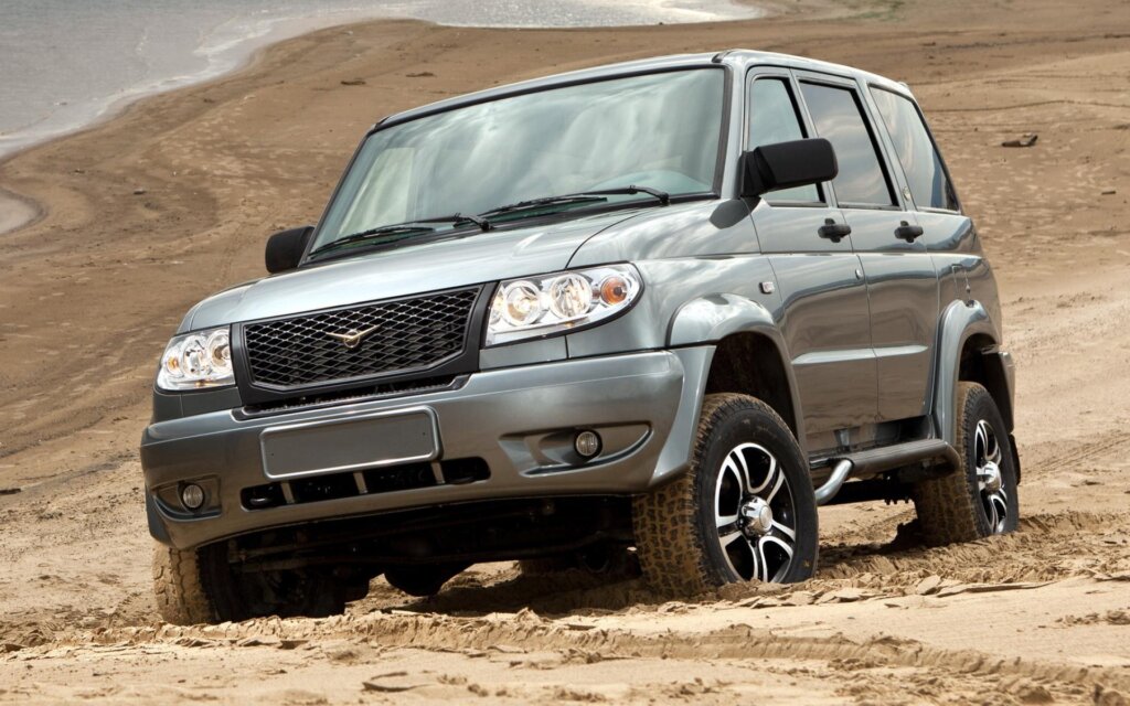 1427880957 Uaz Patriot 17