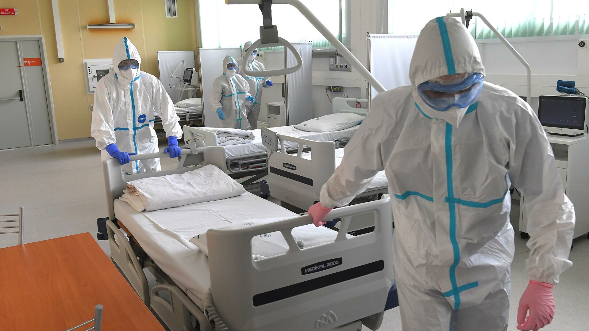 В Москве снова открывают ковидные госпитали из-за резкого роста числа заболевших