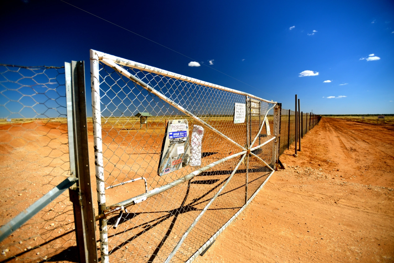 ворота в великой австралийской стене