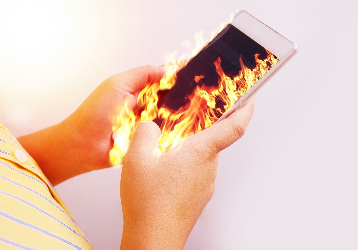 Смартфоны могут вызывать возгорания