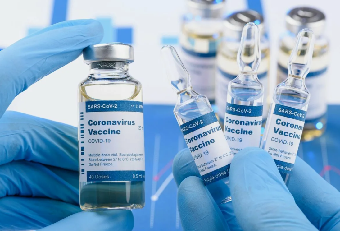 Итальянские ученые обнаружили наночипы в крови вакцинированных от коронавируса