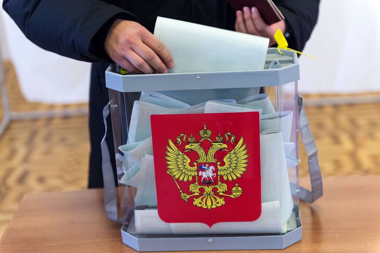 Росгвардейцы принуждают жителей новых регионов голосовать на выборах президента РФ