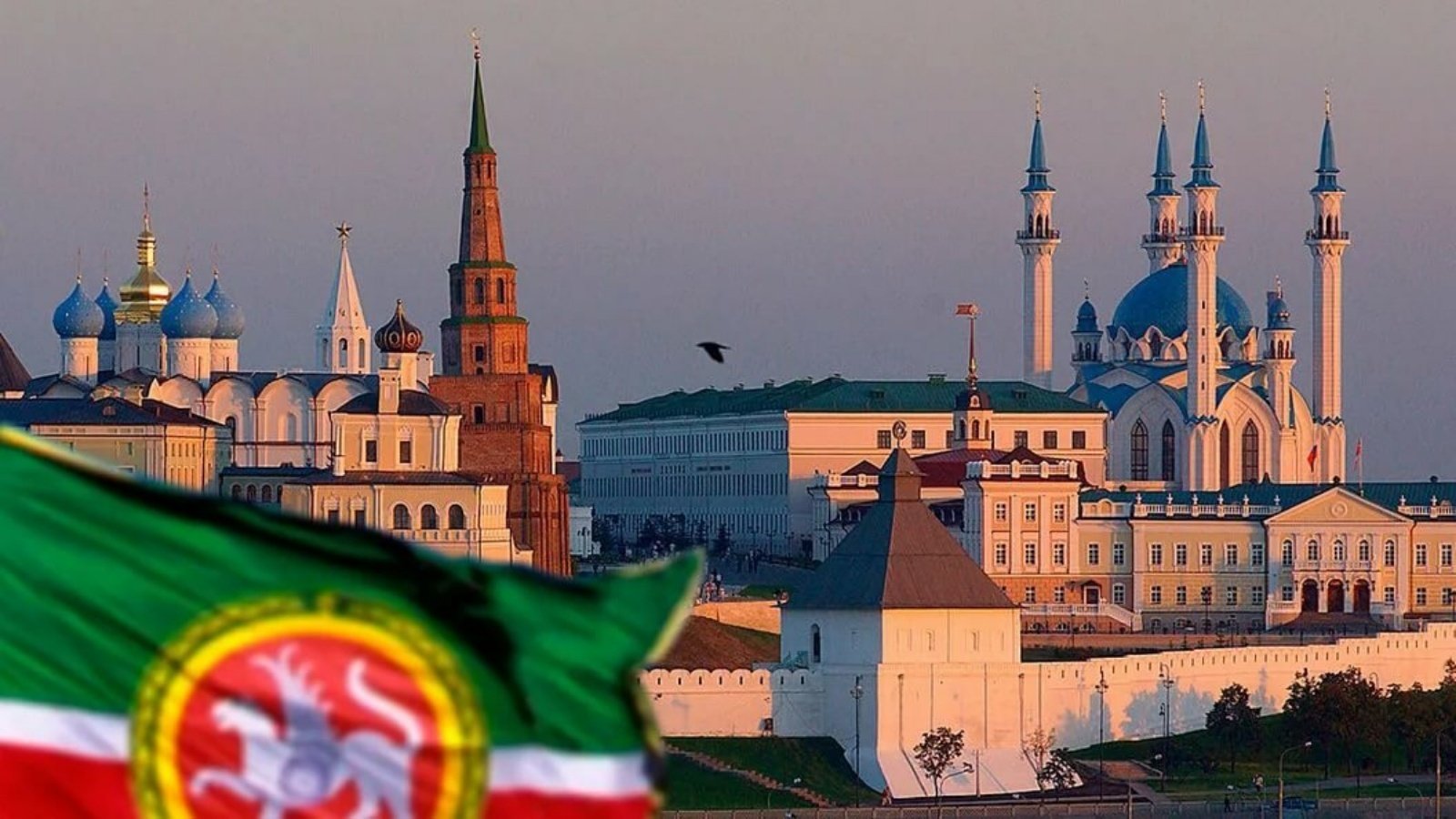 Глава Татарстана намерен инициировать референдум о выходе республики из состава РФ