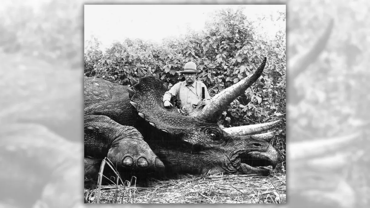 Найдено фото Теодора Рузвельта, позирующего с последним известным трицератопсом