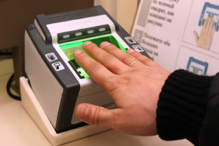 Из-за провала паспортизации в новых регионах украинских граждан принуждают сдавать биометрию